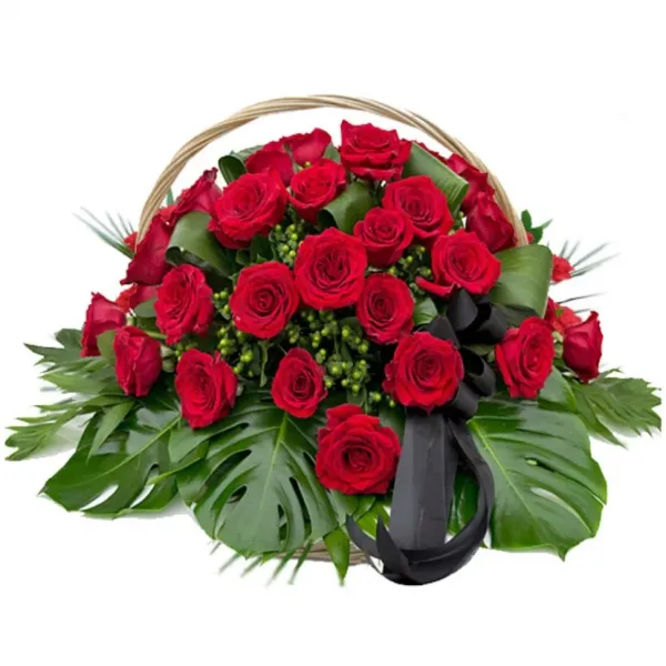 Траурная корзина с красными розами